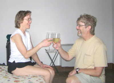 Dennis & Terry, Salute.
